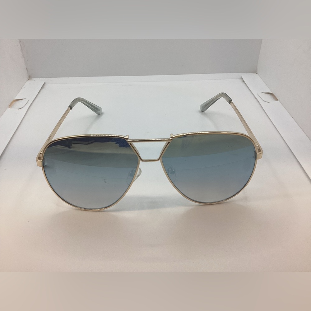 Vintage Aldo Women’s Aviator Sunglasses gold trim UV blocking lenses